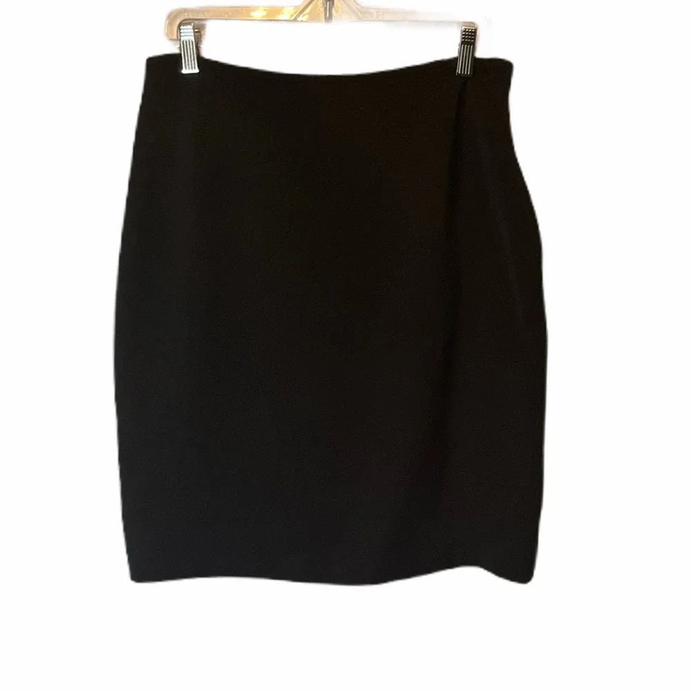 Black skirt sz‎ 12